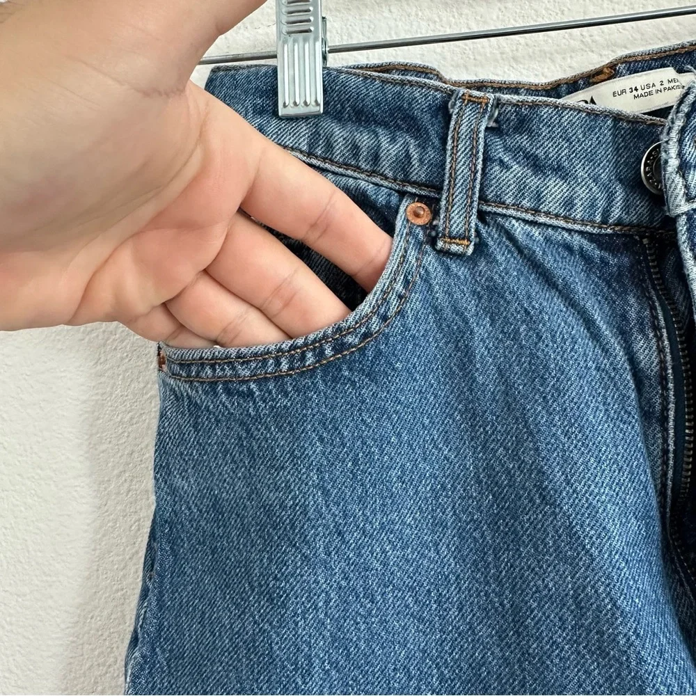 Zara Wide Leg Blue Denim Jeans Size: 2